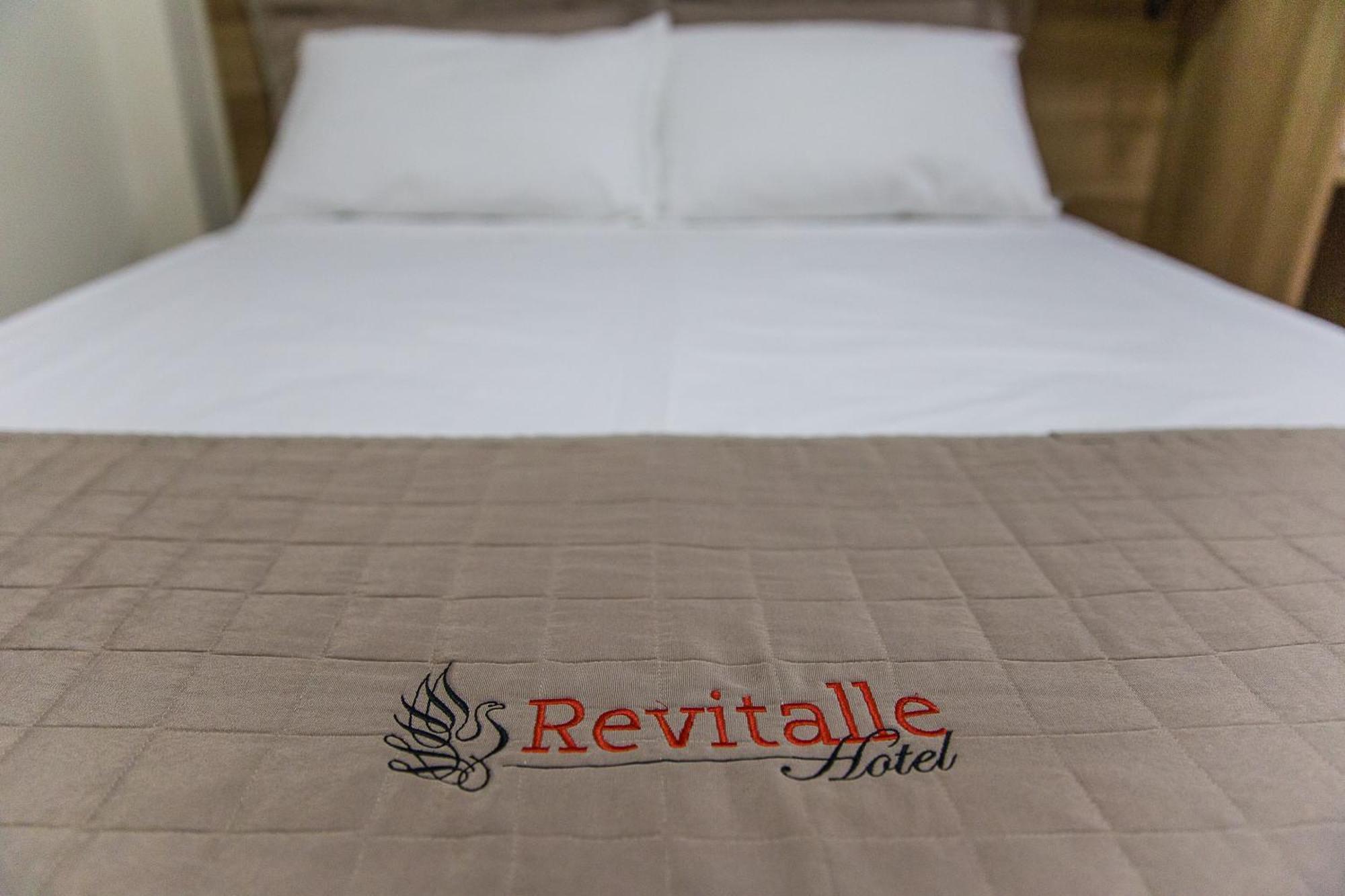 Revitalle Hotel Votuporanga Esterno foto
