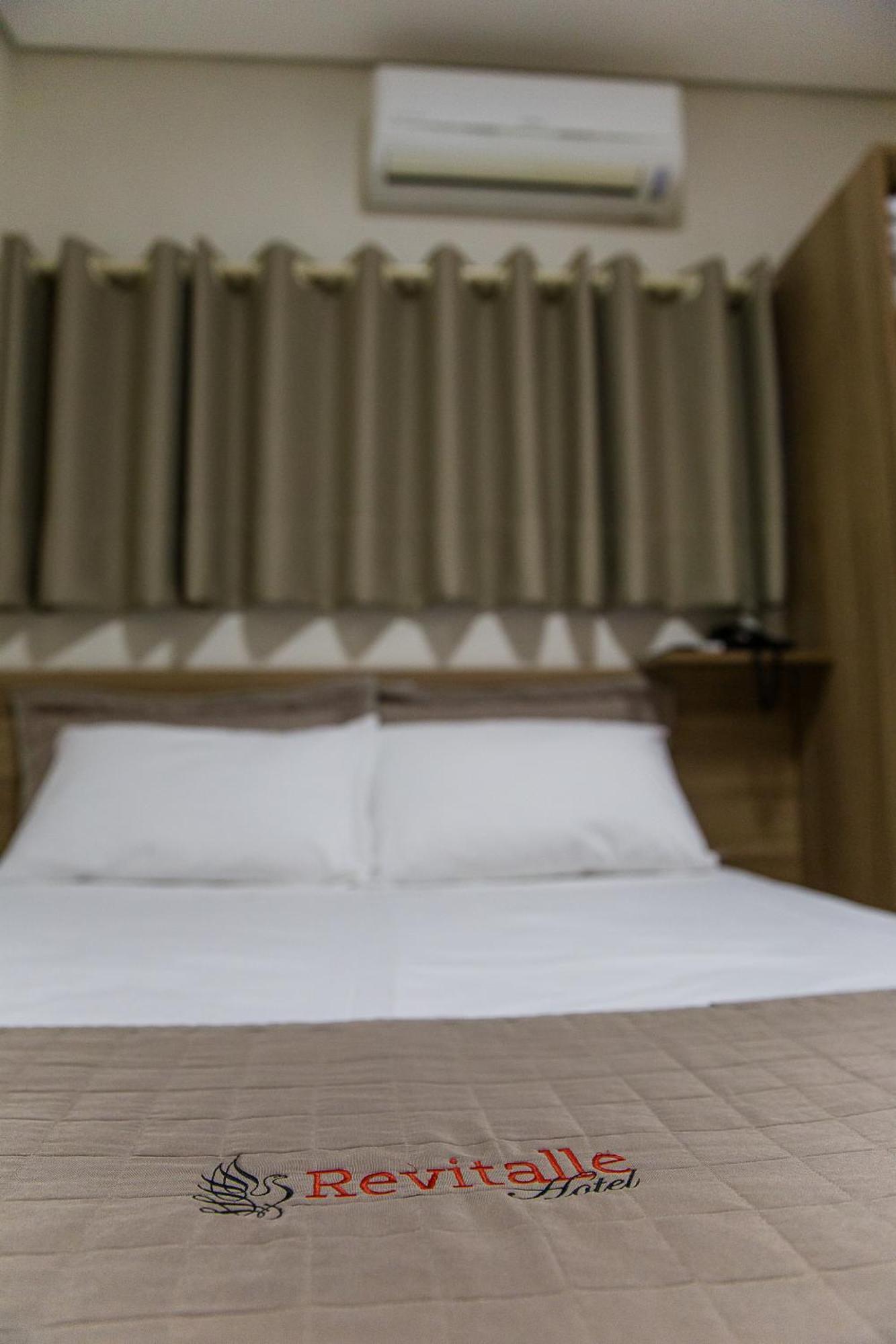 Revitalle Hotel Votuporanga Esterno foto