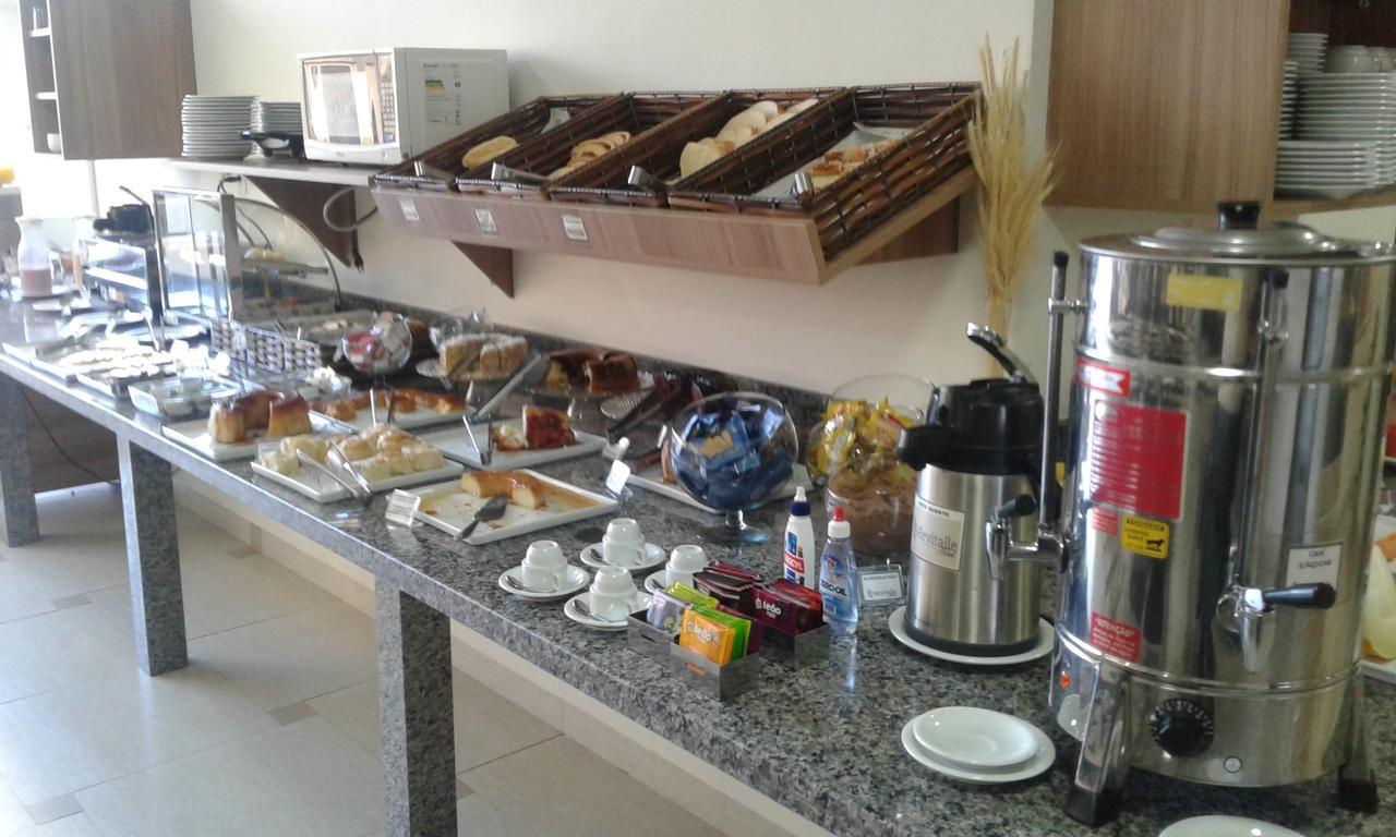 Revitalle Hotel Votuporanga Esterno foto
